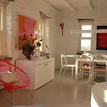 The Art House * Vourkárion